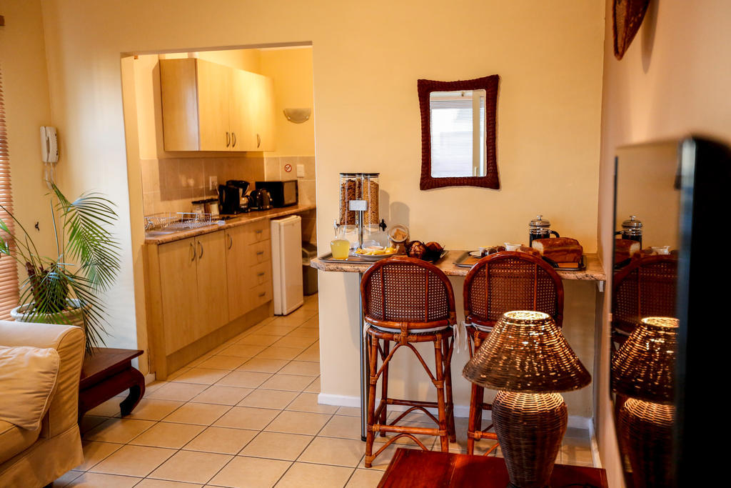 Secret Garden Guesthouse Bloubergstrand Oda fotoğraf